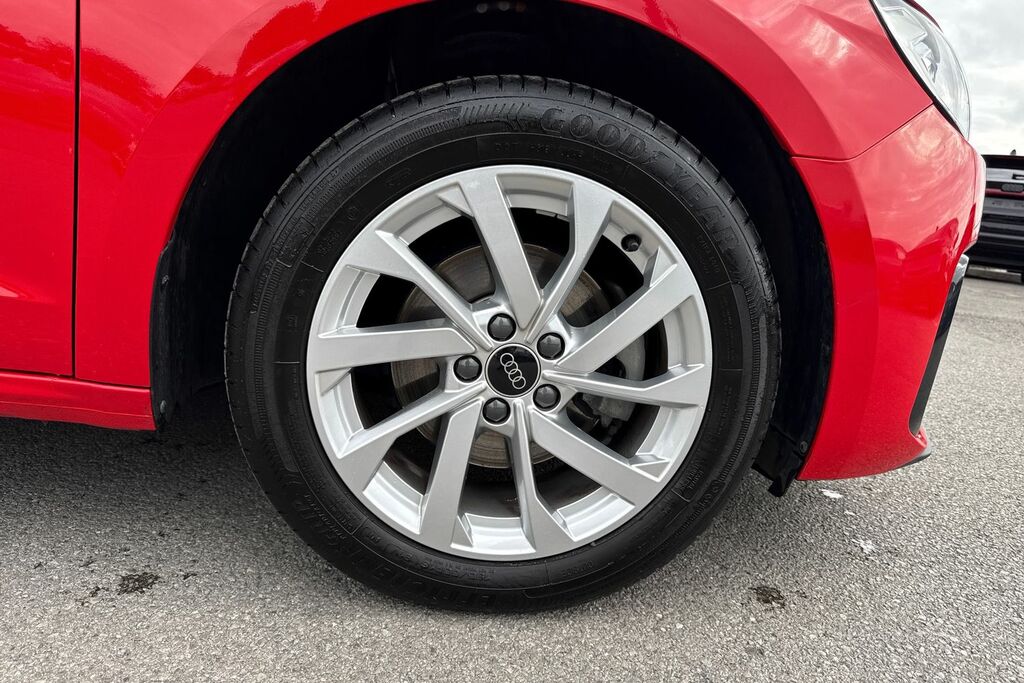 Audi A1 Sport 30 Tfsi 110 Ps 6-Speed Red #6