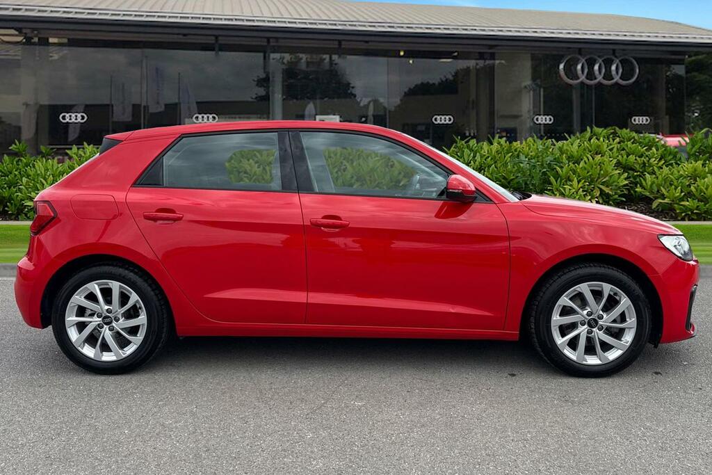 Audi A1 Sport 30 Tfsi 110 Ps 6-Speed Red #3