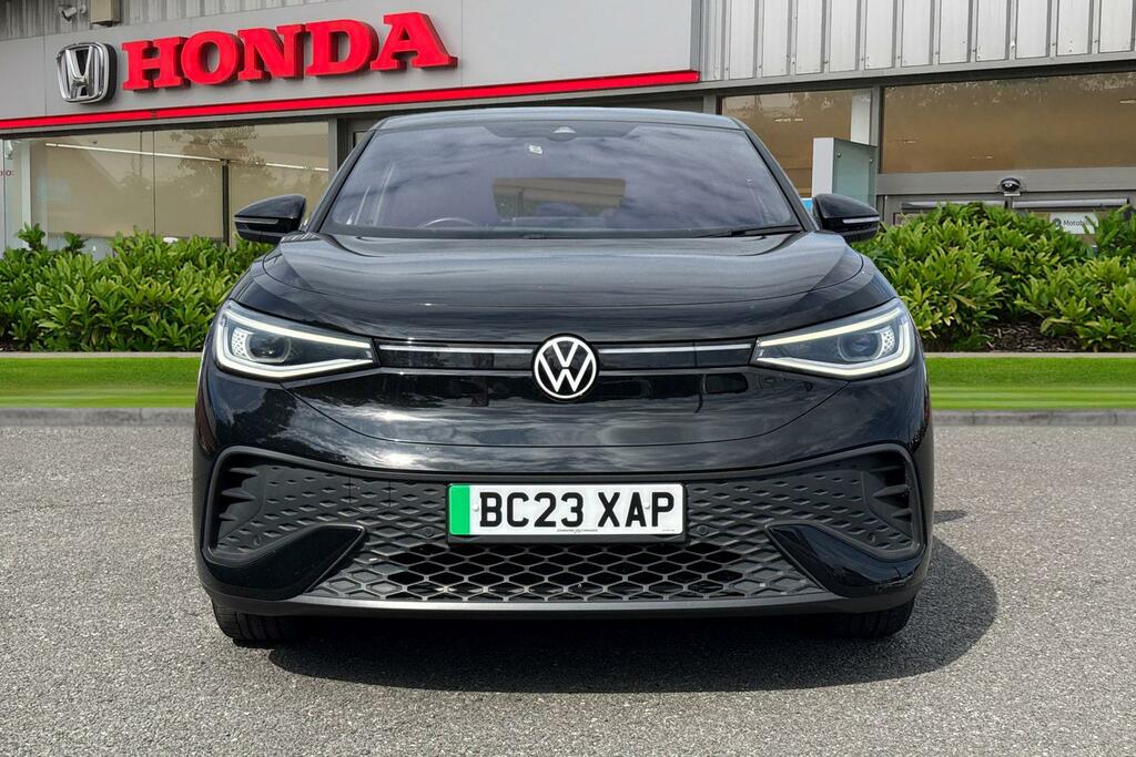 Volkswagen ID.5 Pro 77Kwh Style Black #4