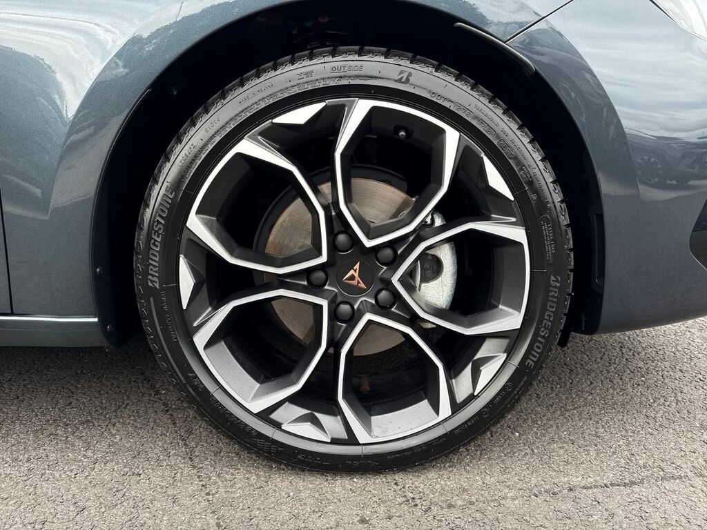 Cupra Leon 1.5 Etsi 150 V2 Dsg KW75XUP Grey #6
