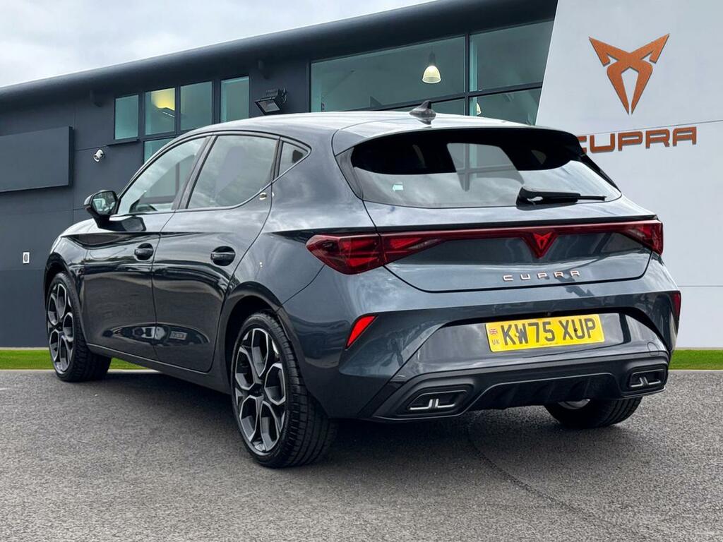 Cupra Leon 1.5 Etsi 150 V2 Dsg KW75XUP Grey #2