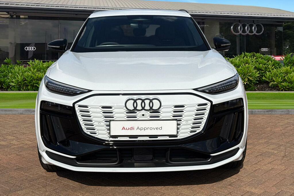 Audi Q6 E-Tron Suv Edition 1 Performance 225,00 Kw White #5