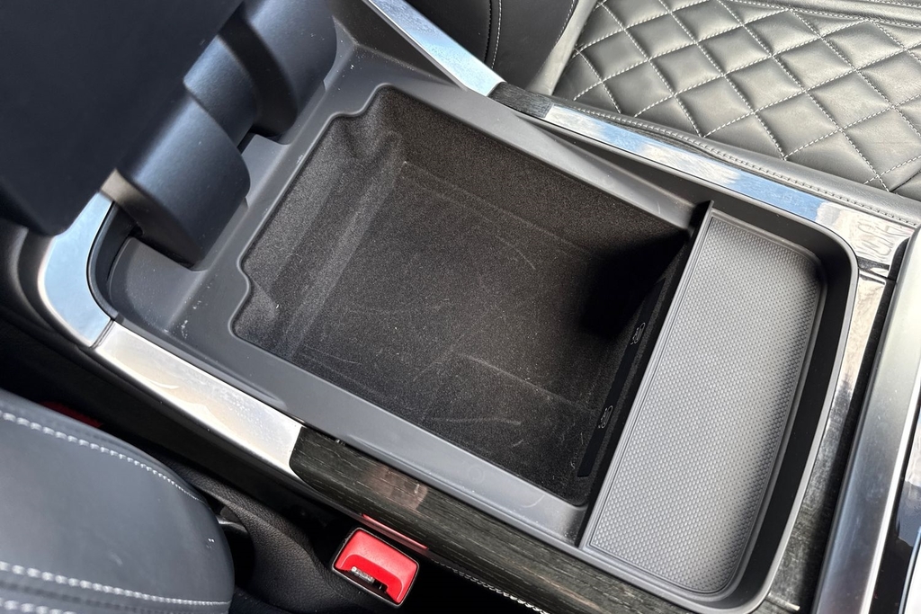 Audi SQ8 Petrol Black #29