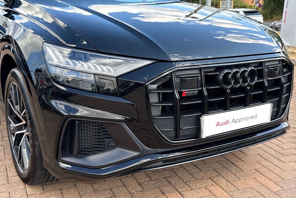 Audi SQ8 Petrol Black #8