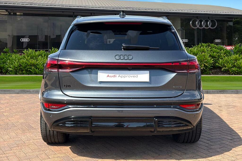 Audi Q6 E-Tron Suv Edition 1 Quattro 285,00 Kw Grey #4
