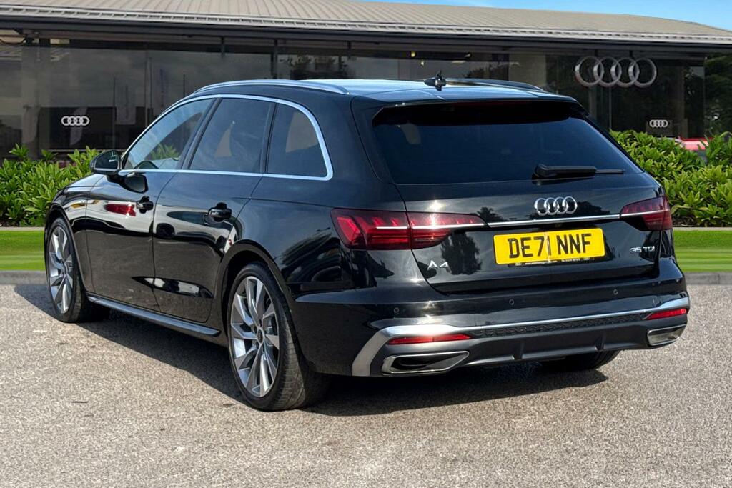 Audi A4 Avant Avant S Line 35 Tdi 163 Ps S Tronic Black #2