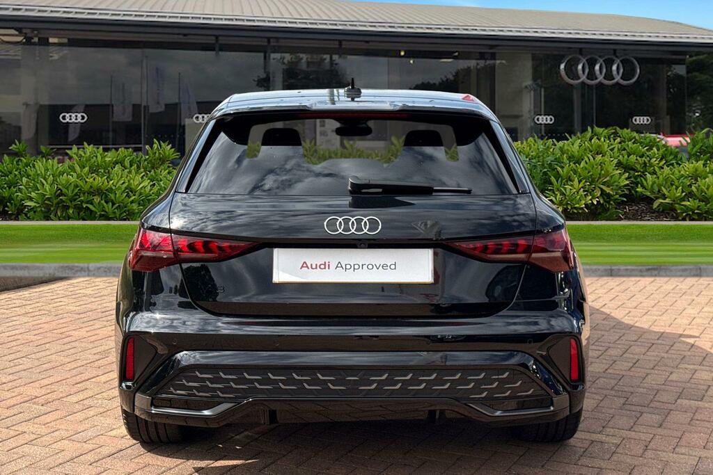 Audi A3 S Line 35 Tfsi 150 Ps S Tronic KO25XZF Black #4