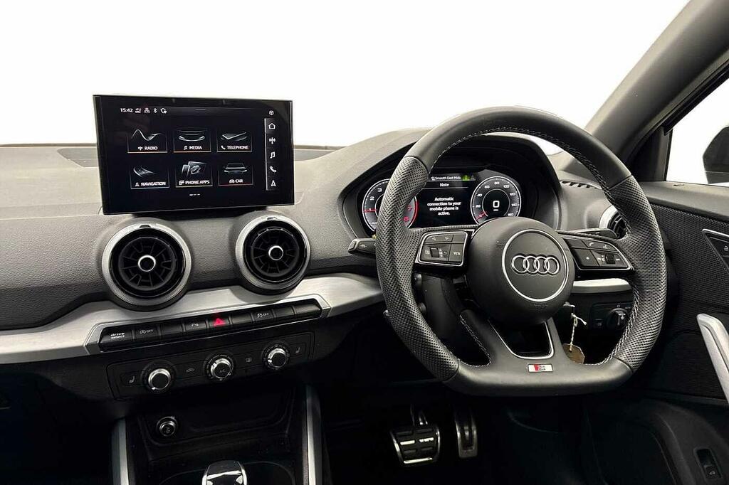 Audi Q2 Black Edition 35 Tfsi 150 Ps S Tronic Grey #2