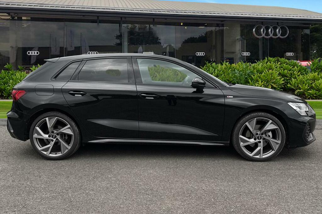 Audi A3 Black Edition 35 Tfsi 150 Ps S Tronic KJ25ORT Black #3