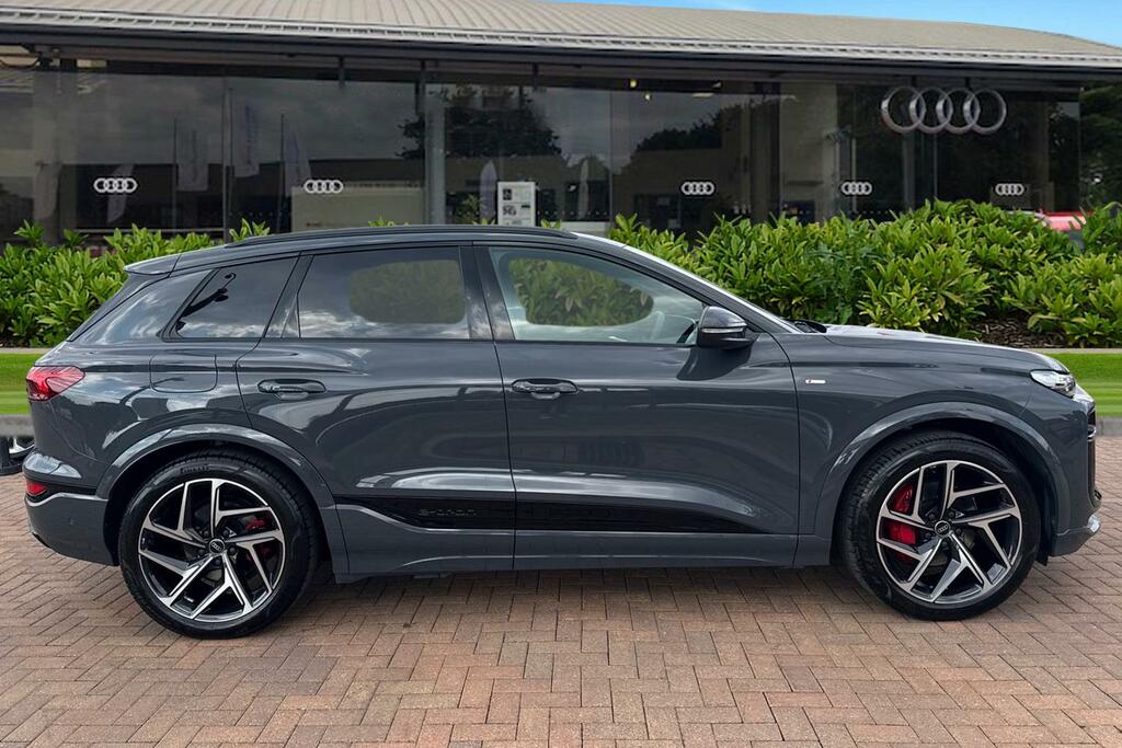 Audi Q6 E-Tron Suv Edition 1 Performance 225,00 Kw Grey #3
