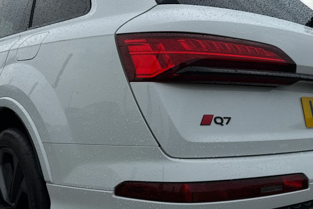 Audi Q7 55 Tfsi Quattro S Line Tiptronic 2024 Grey #7