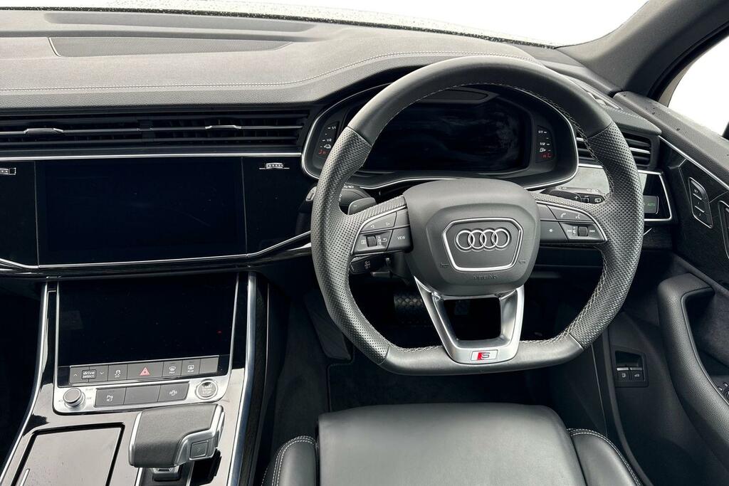 Audi Q7 55 Tfsi Quattro S Line Tiptronic 2024 Grey #17