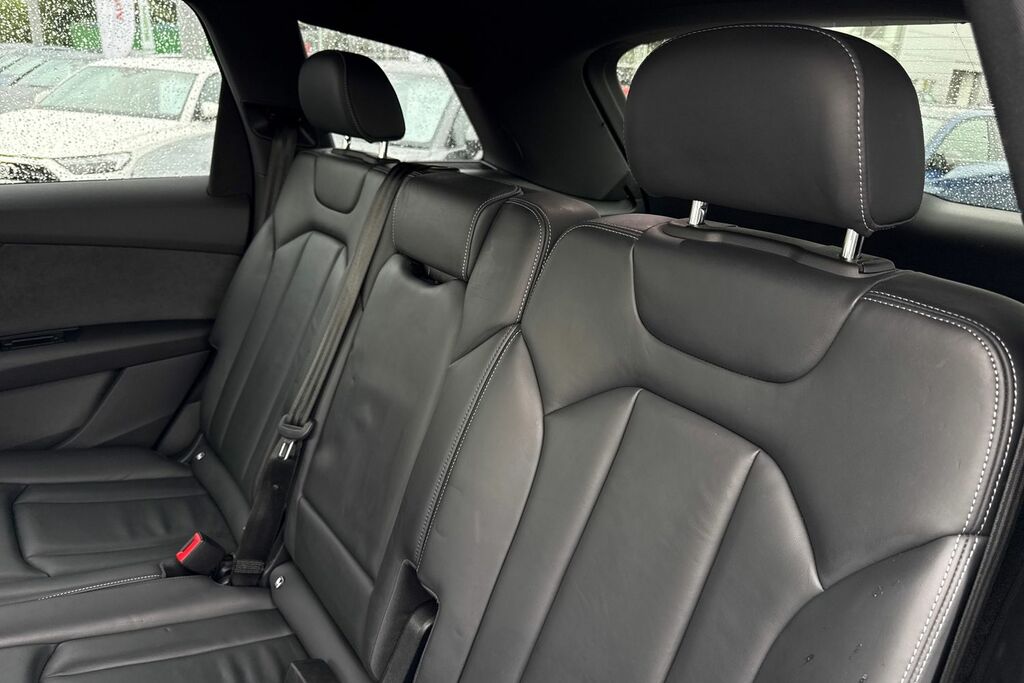 Audi Q7 55 Tfsi Quattro S Line Tiptronic 2024 Grey #18