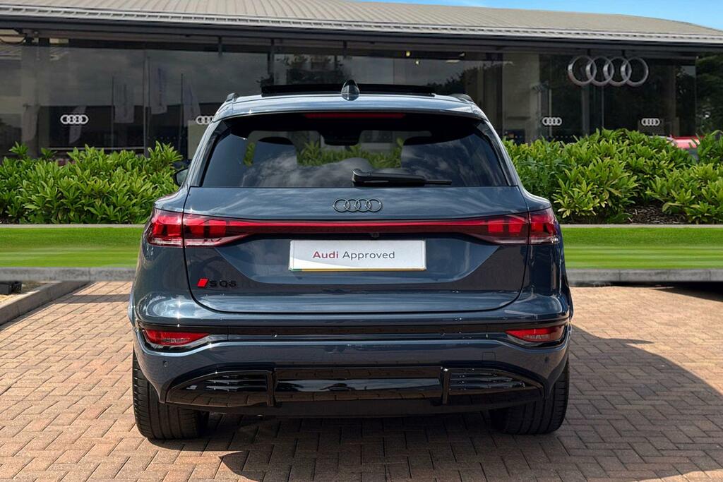 Audi SQ6 E-Tron Suv Grey #4
