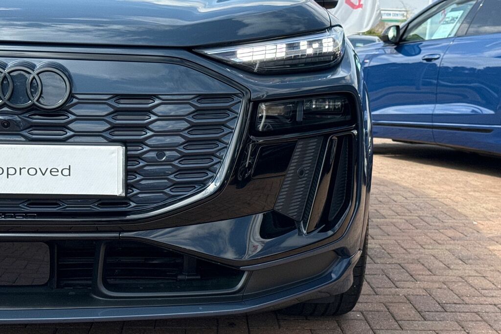 Audi SQ6 E-Tron Suv Grey #29