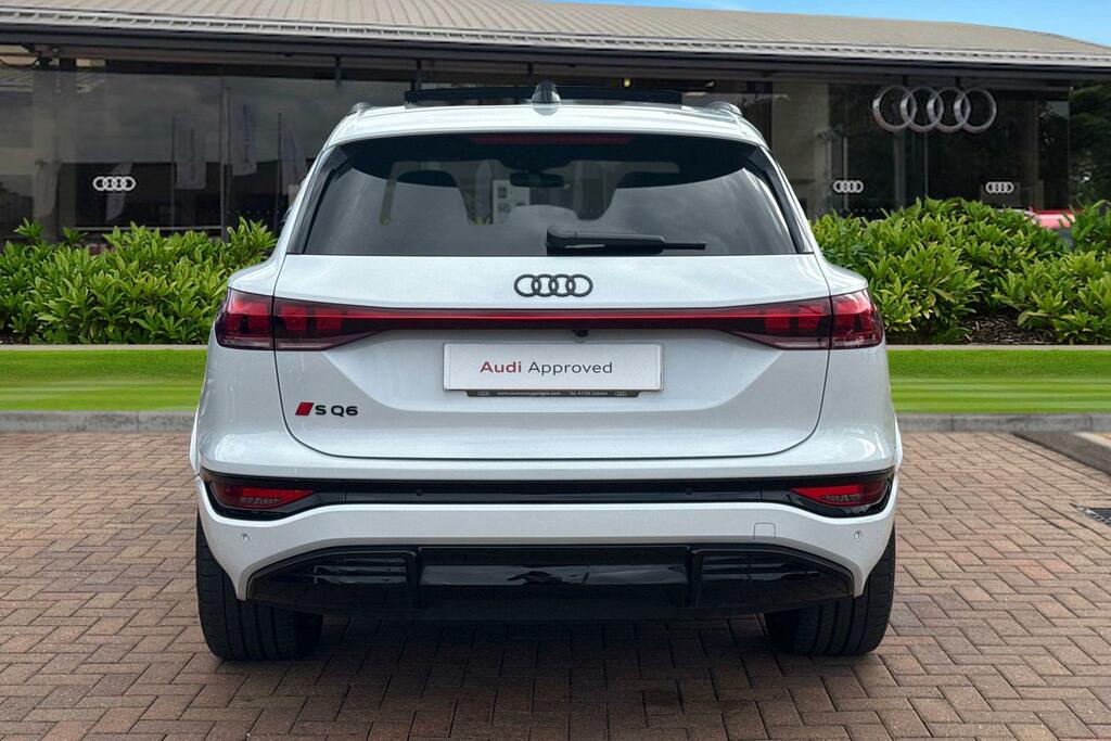 Audi SQ6 E-Tron Ssuv Edition 1 360,00 Kw White #4