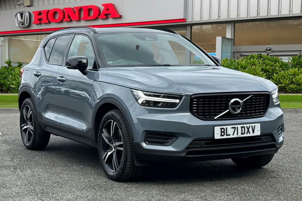 Volvo XC40 2.0 B4p R Design 7 Speed Grey