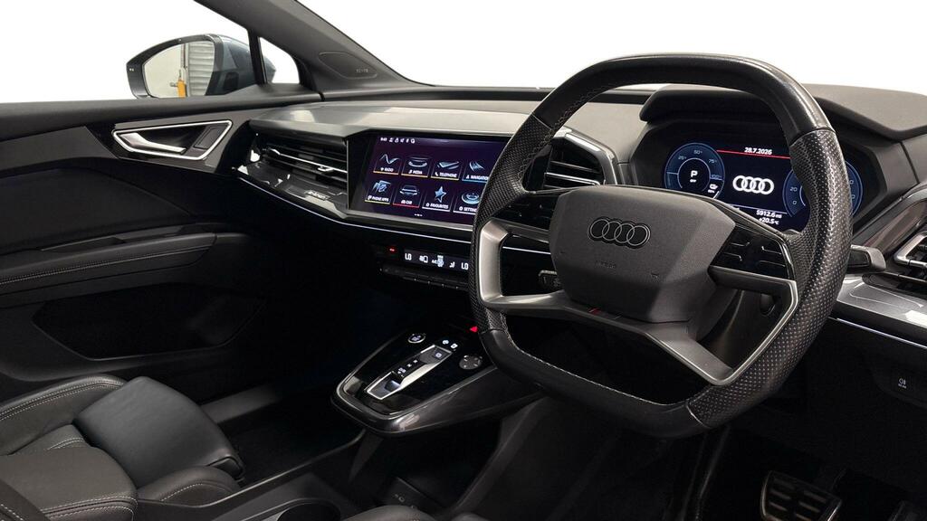 Audi Q4 E Tron S Line 40 150,00 Kw Blue #5