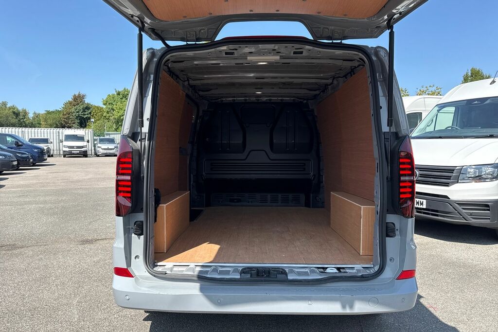 Volkswagen Transporter 2.0 Tdi 110 Commerce Plus Van 5 Plus DC75KOD Grey #6