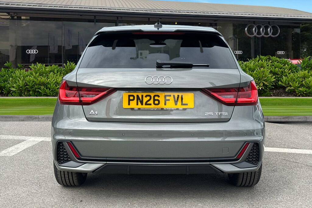 Audi A1 S Line 25 Tfsi 95 Ps 5-Speed PN26FVL Grey #4