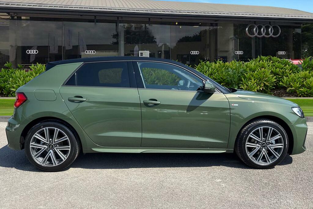 Audi A1 S Line 35 Tfsi 150 Ps S Tronic PN26GNJ Green #3