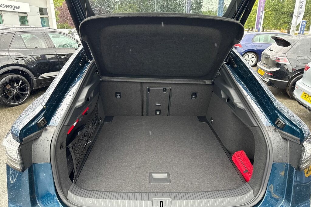 Volkswagen ID.7 210Kw Match Pro S Plus 86Kwh Blue #6