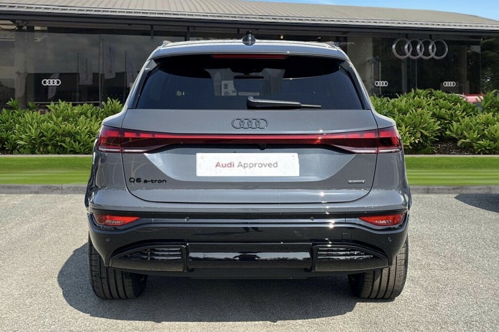 Audi Q6 E-Tron Suv Black Edition 185,00 Kw Grey #4