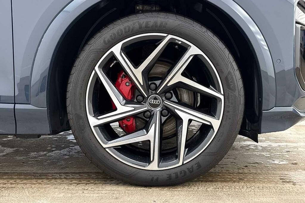 Audi Q6 E-Tron Suv Edition 1 Quattro 285,00 Kw Blue #5