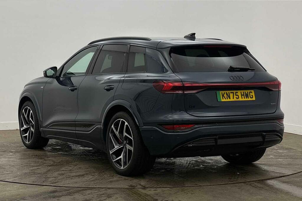Audi Q6 E-Tron Suv Edition 1 Quattro 285,00 Kw Blue #3