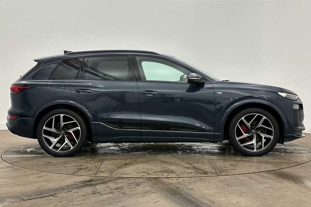 Audi Q6 E-Tron Suv Edition 1 Quattro 285,00 Kw Blue #4