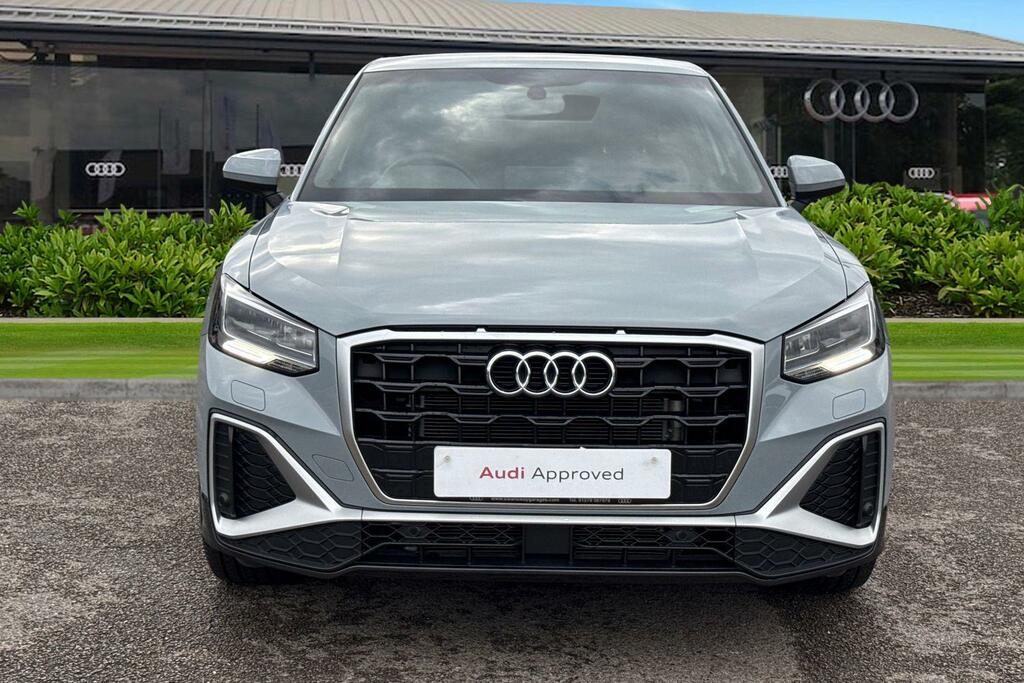 Audi Q2 S Line 35 Tfsi 150 Ps S Tronic Grey #5
