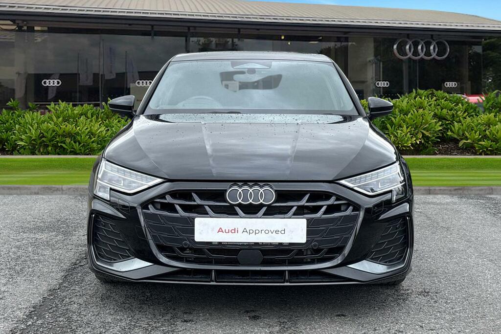 Audi A3 S Line Tfsi E 204 Ps S Tronic YY75FKU Black #5