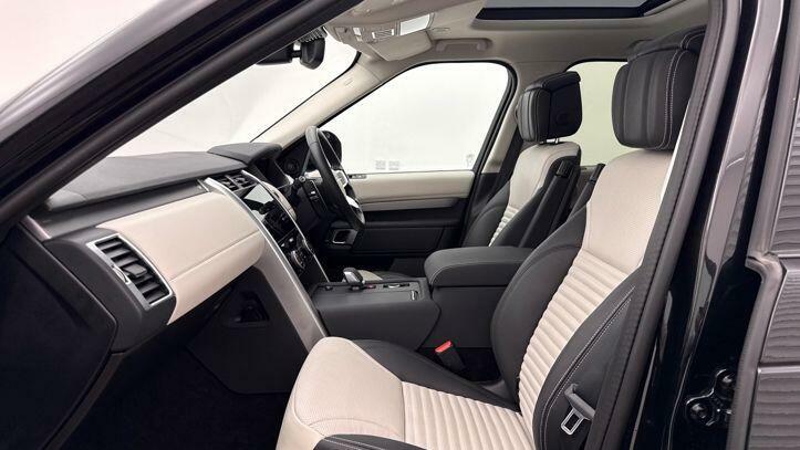 Land Rover Discovery 3.0 D350 Dynamic Hse KO25GBE Black #3