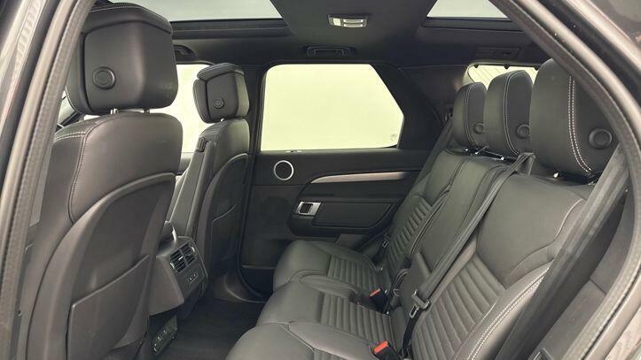 Land Rover Discovery 3.0 D350 Dynamic Hse KT74SGV Grey #4