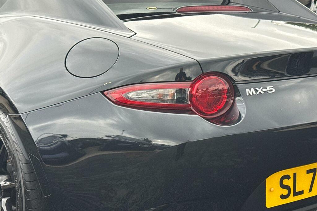 Mazda MX-5 Coupe Red #15