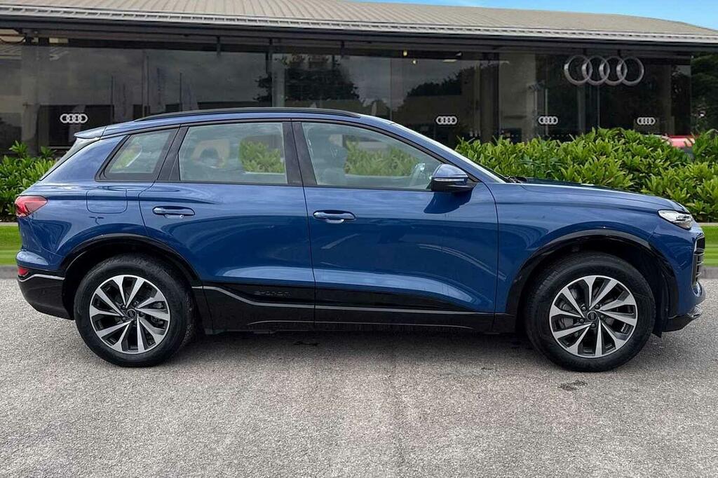 Audi Q6 E-Tron Q6 Suv Sport E-tron Performance 225,00 Kw Blue #4