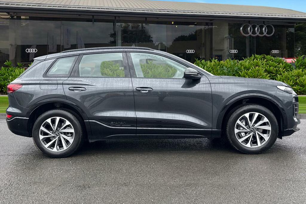Audi Q6 E-Tron Suv Sport 185,00 Kw Grey #3