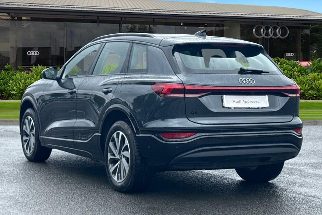 Audi Q6 E-Tron Suv Sport 185,00 Kw Grey #2