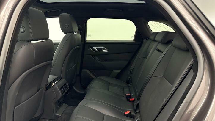 Land Rover Range Rover Velar 2.0 P400e Dynamic Se Grey #4
