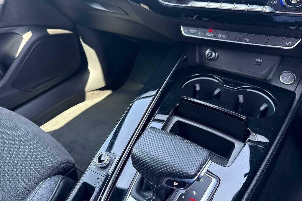 Audi A4 35 Tdi Technik Black #14