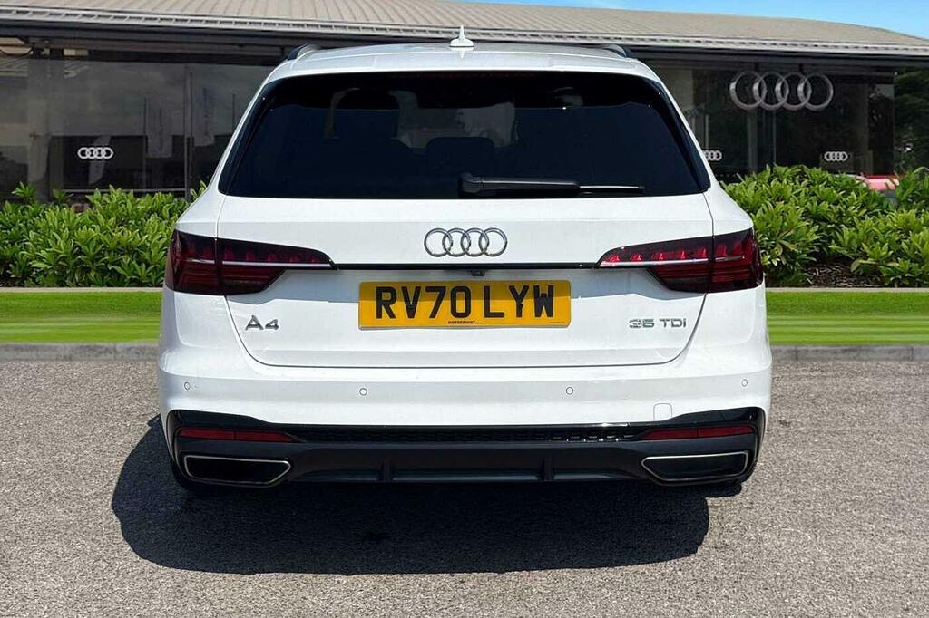 Audi A4 35 Tdi Technik Black #7