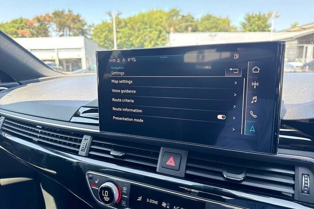 Audi A4 35 Tdi Technik Black #38