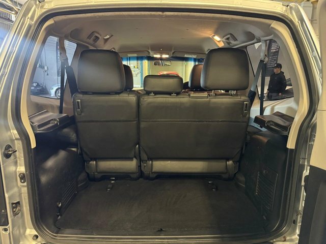 Mitsubishi Shogun  Black #9