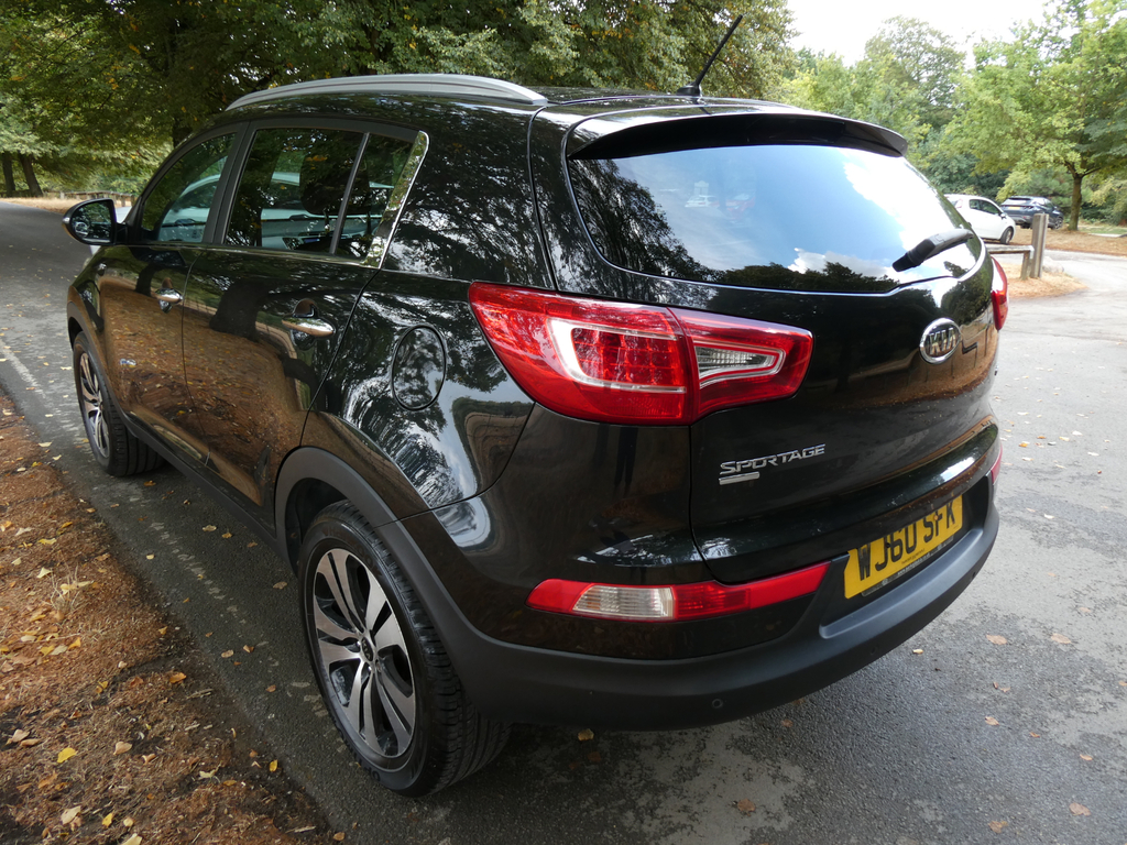 Kia Sportage 2.0 Crdi First Edition Suv Awd E #5