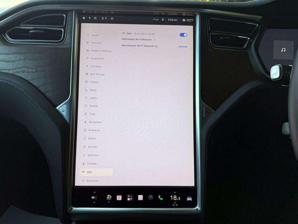 Tesla Model X 75D Silver #43