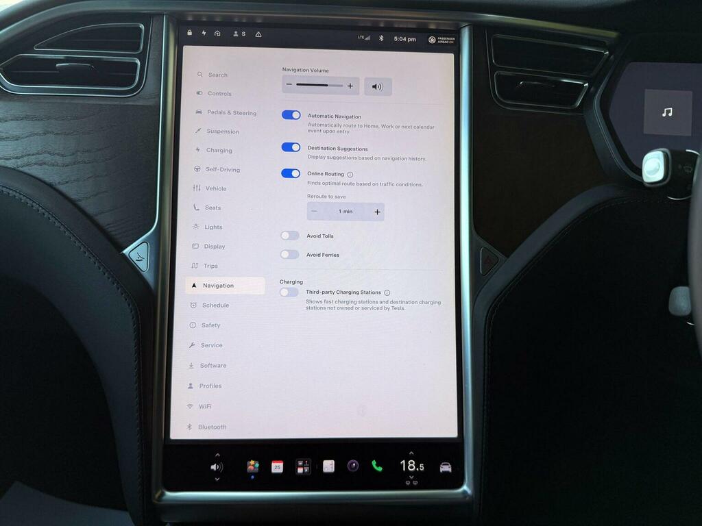 Tesla Model X 75D Silver #36