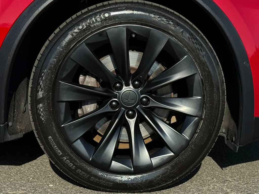 Tesla Model X 75D Silver #52