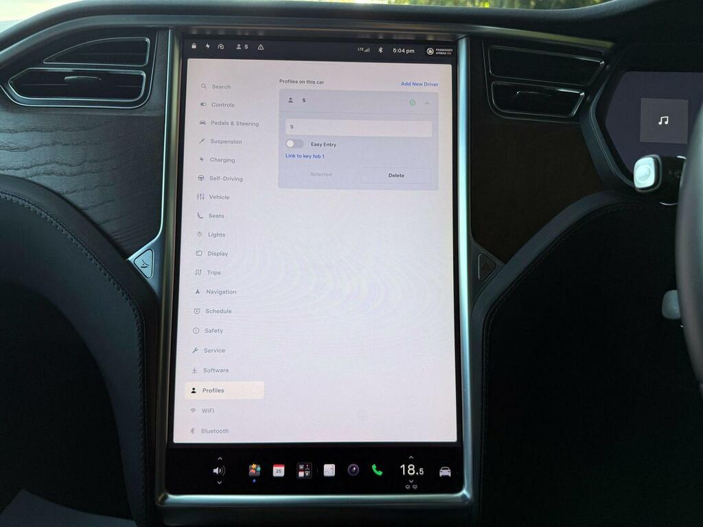 Tesla Model X 75D Silver #42