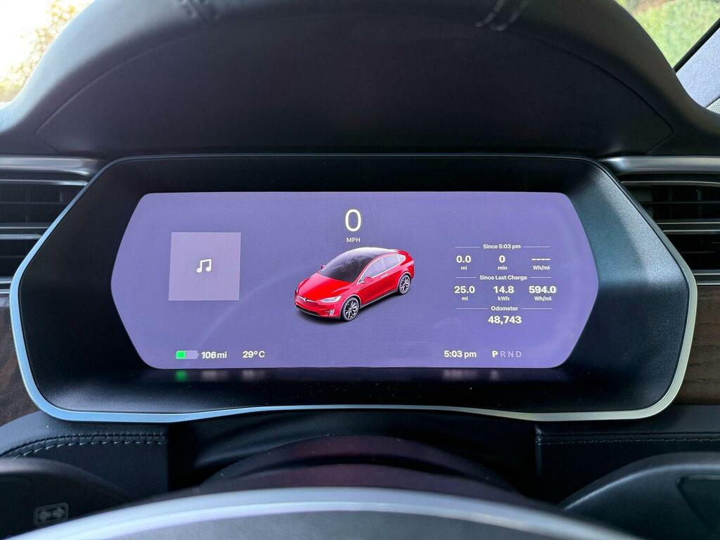 Tesla Model X 75D Silver #20