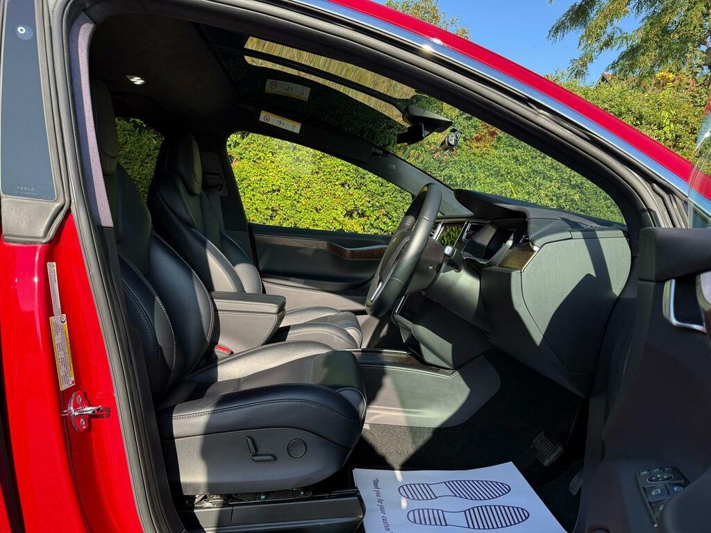 Tesla Model X 75D Silver #19